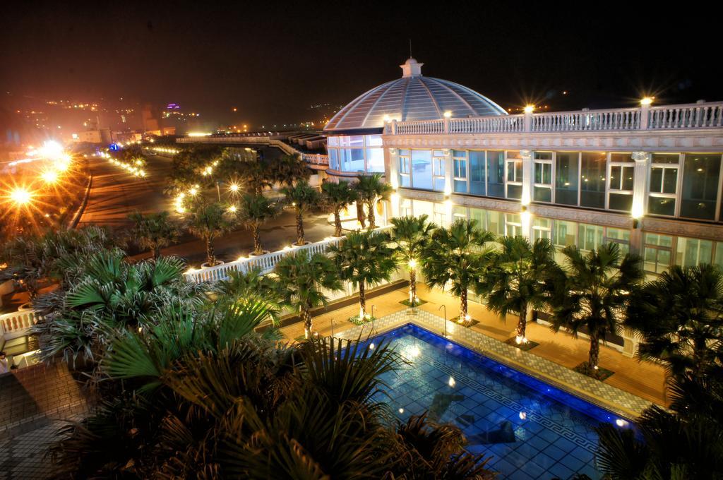 White House Hot Spring Beach Resort Wanli Dış mekan fotoğraf